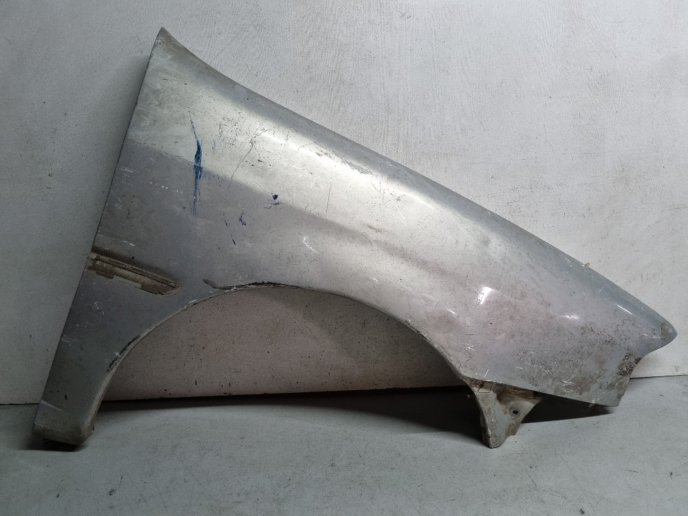 Paralama direito Volkswagen Gol bola 1996/1999 recuperado 1