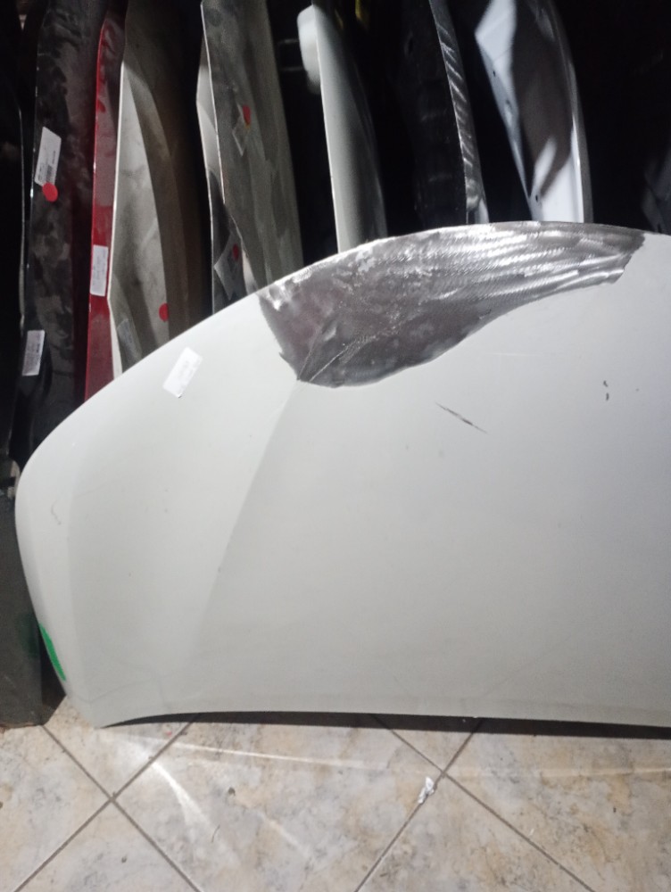 Capô Toyota yaris 2017/2023 1