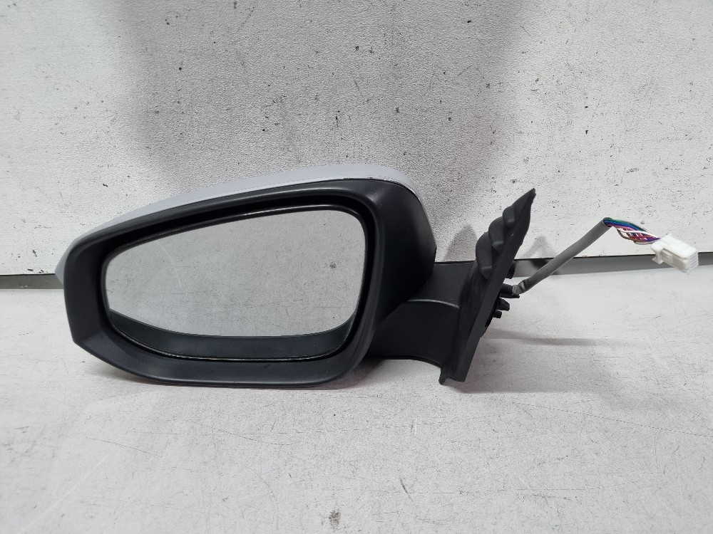 Retrovisor Esquerdo Toyota  Hilux Sw4 2016/2021 Recuperado. 1