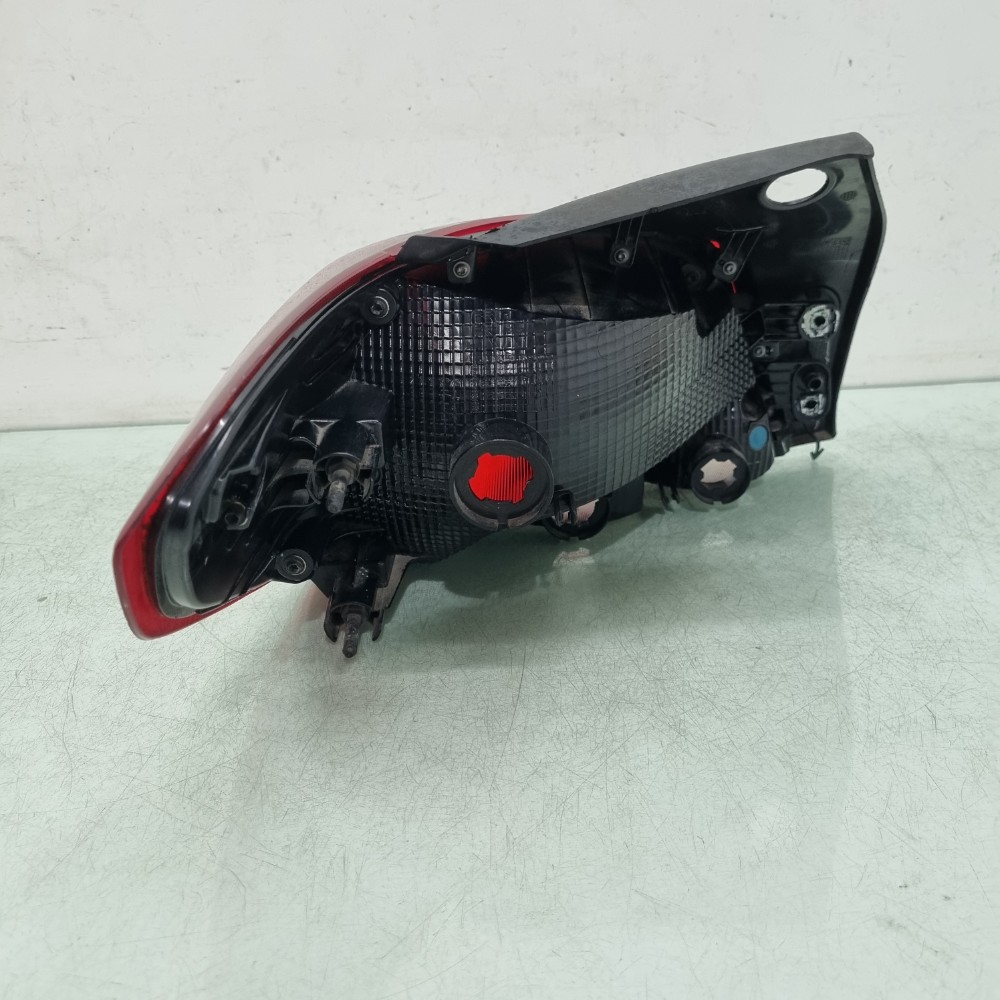 Lanterna Direita Sem LED Chevrolet Onix Hatch 2020/2024 4