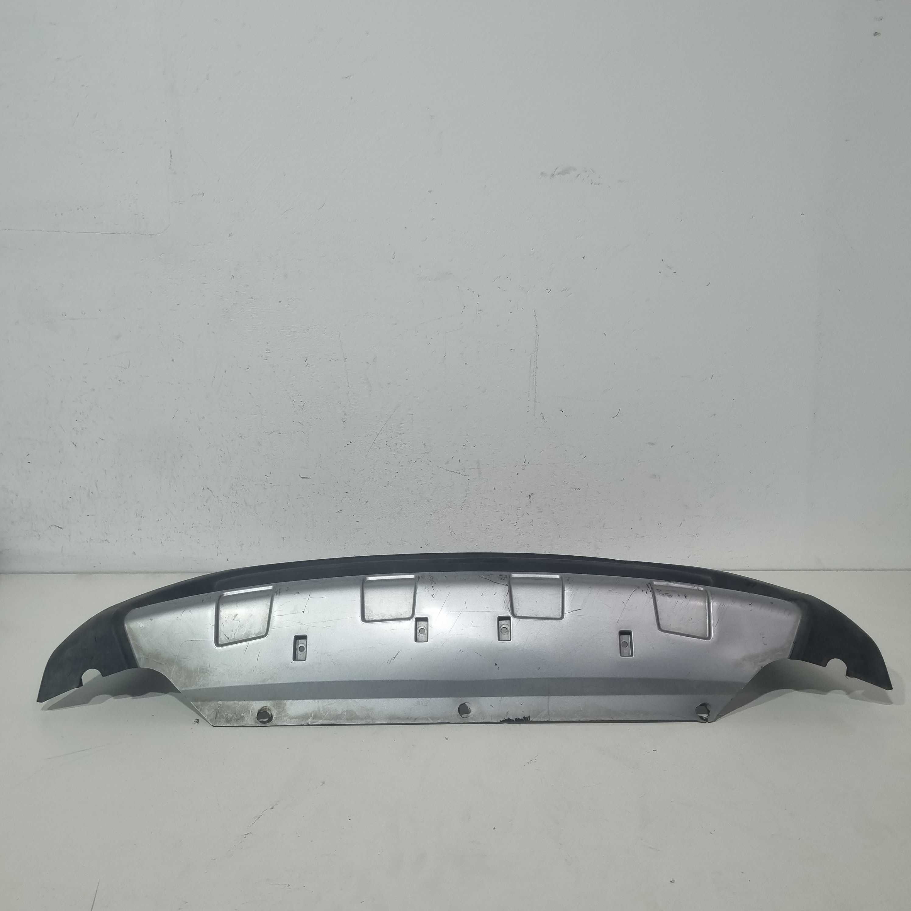Moldura Central Para-choque Renault Stepway 2008/2011 3