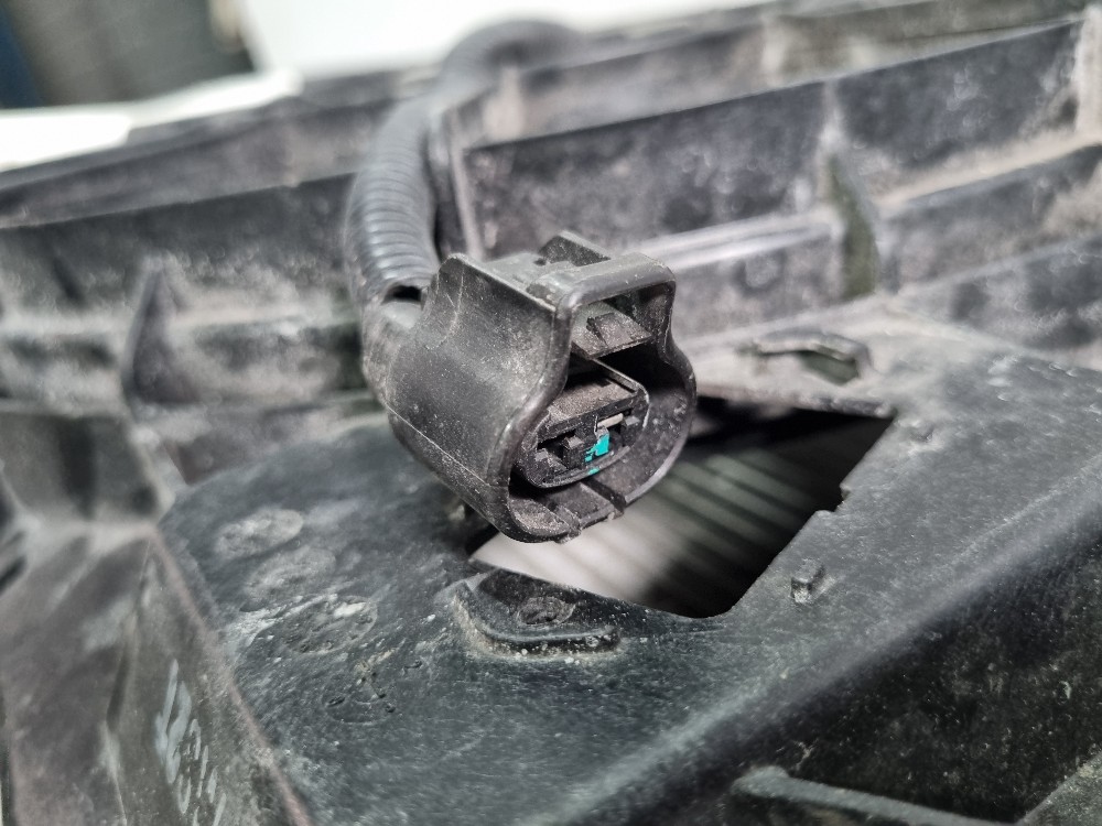 Kit Radiador Hyundai Veloster 2013/2019 Semi-novo 13