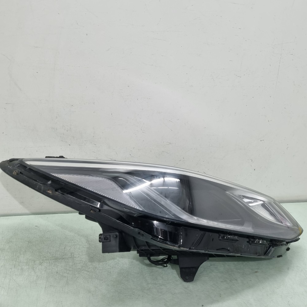 Farol Direito Com Led Chevrolet Cruze 2017/ 2023 Recuperado. Direito/passageiro 2