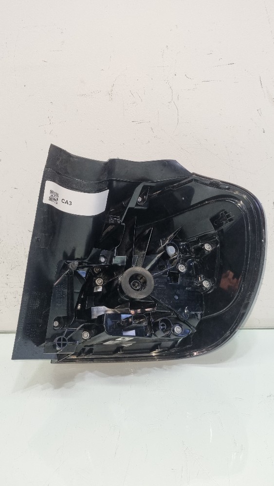 Lanterna lado Esquerdo mercedes GLA250Modelo 2017/2020 2