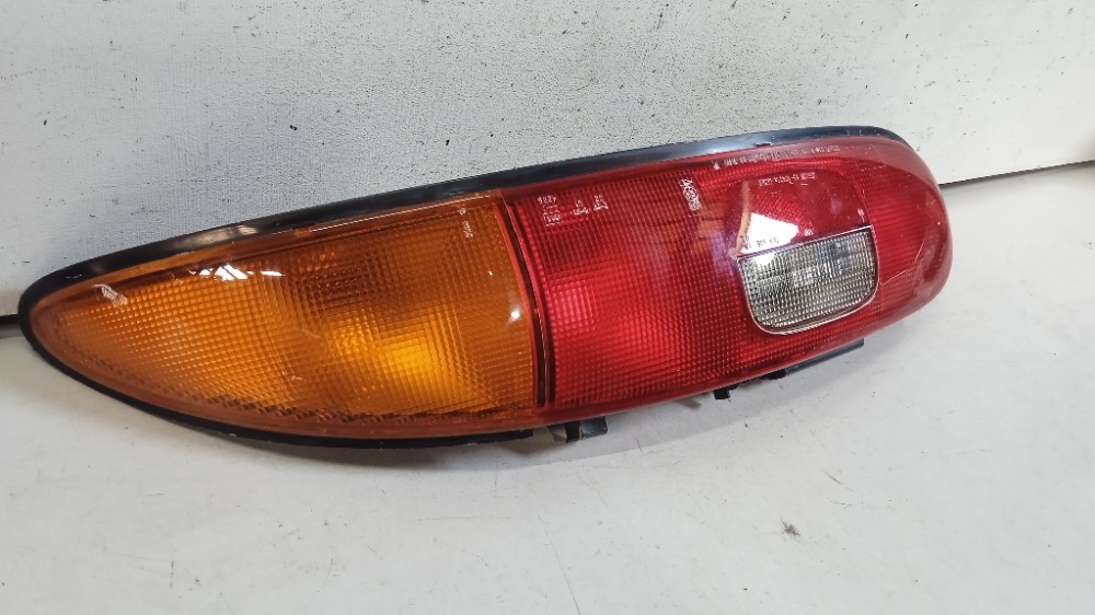 Lanterna Traseira Direita Mazda 1992/1996 Original Direito/passageiro 2