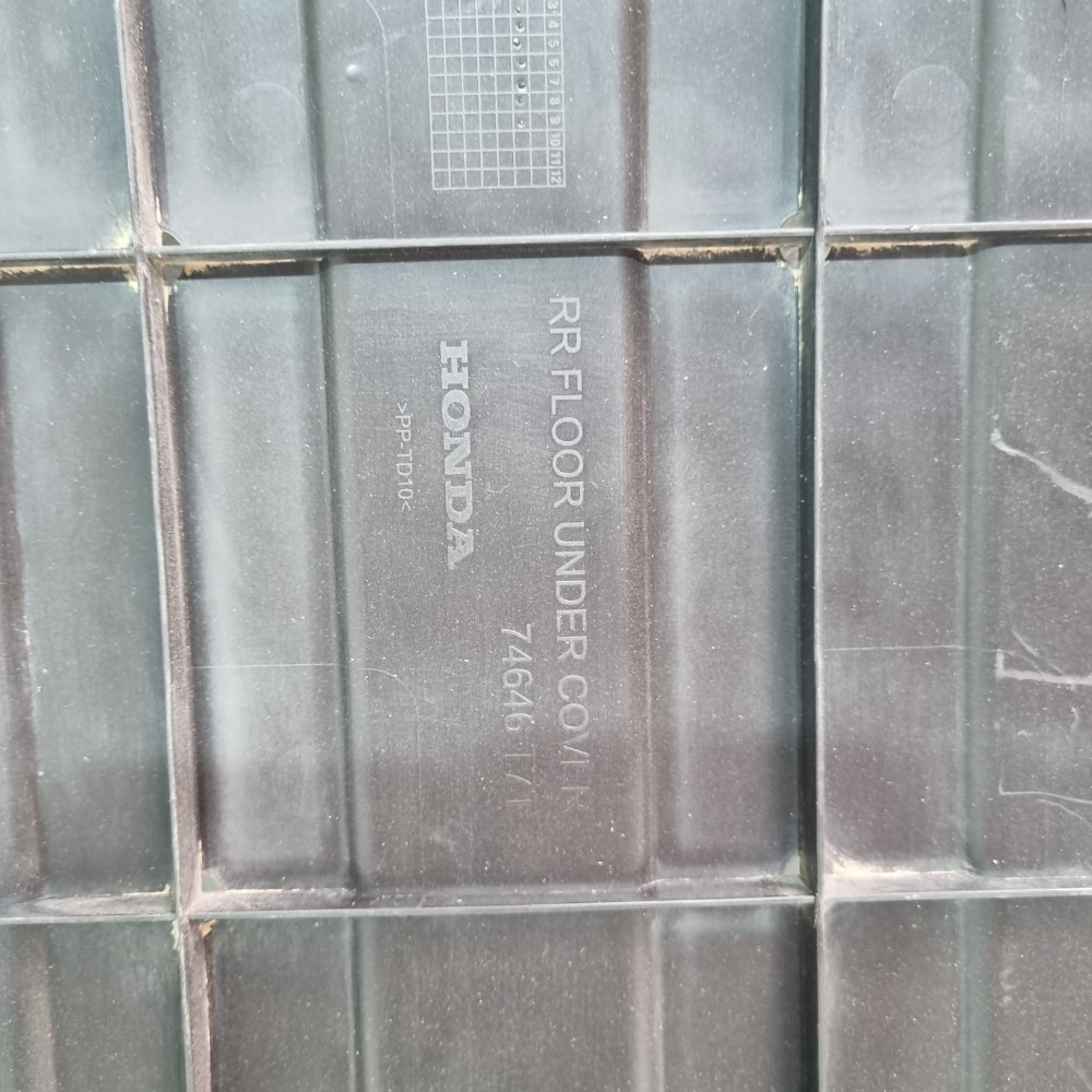 Protetor Inferior Traseiro HR-V 2016/2021 Usado Original 9