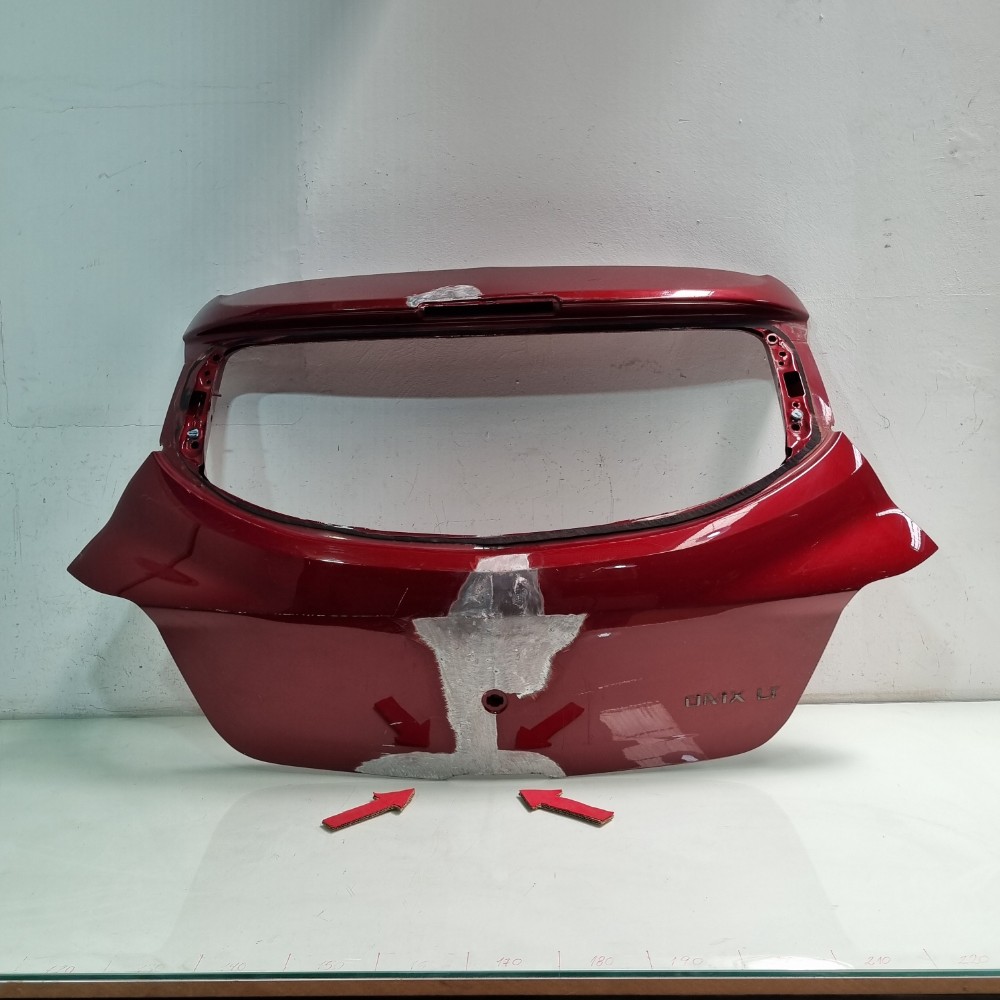 Tampa Traseira Chevrolet Onix Modelos 2013/2014/2015/2016 Vermelho 1