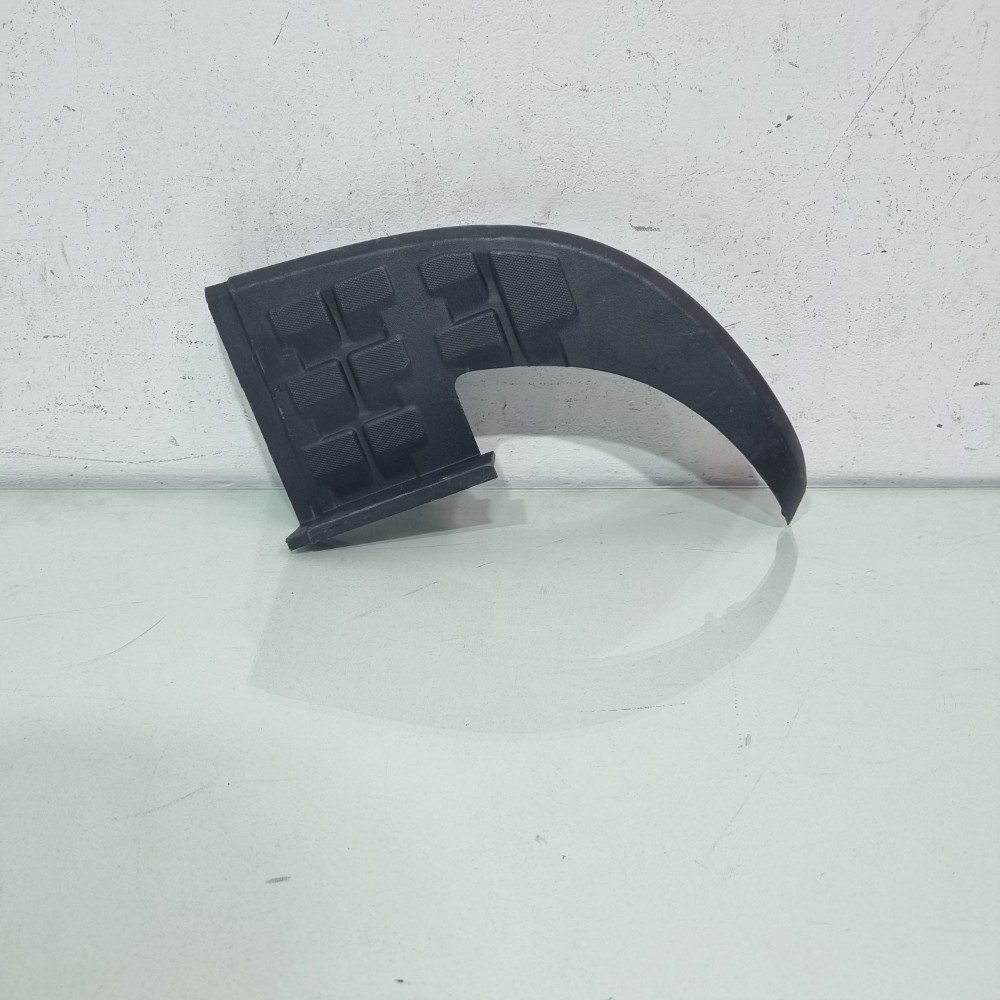Moldura Lateral Da Ponteira Pisante Chevrolet S-10 2012/2017 4