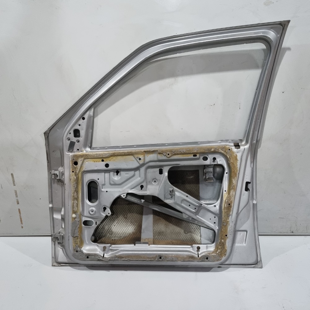 Porta Dianteira Direita Volkswagen Gol 1999/2009 Recuperada. Dianteira 4