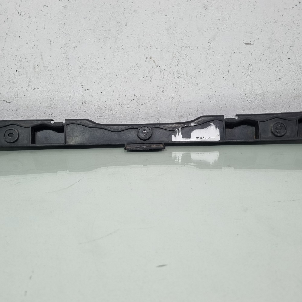 Guia Parachoque Traseiro Volkswagen Fox Modelos 2010/2014 8