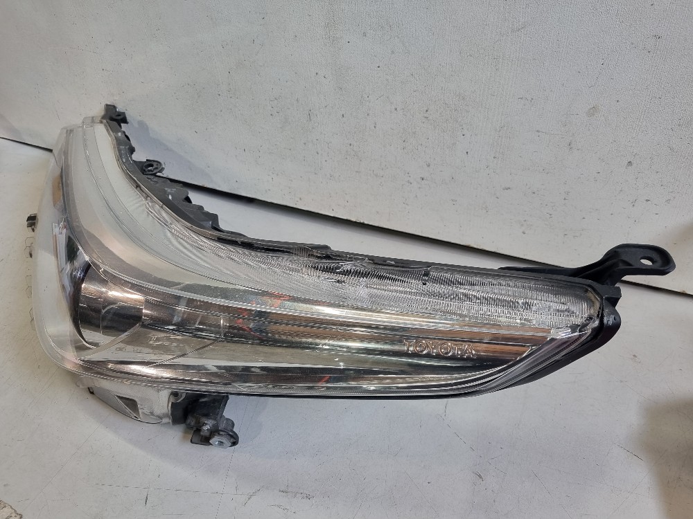 Farol Esquerdo Com Led Toyota Yaris 2020/2023 Recuperado Ori Esquerdo/motorista 2
