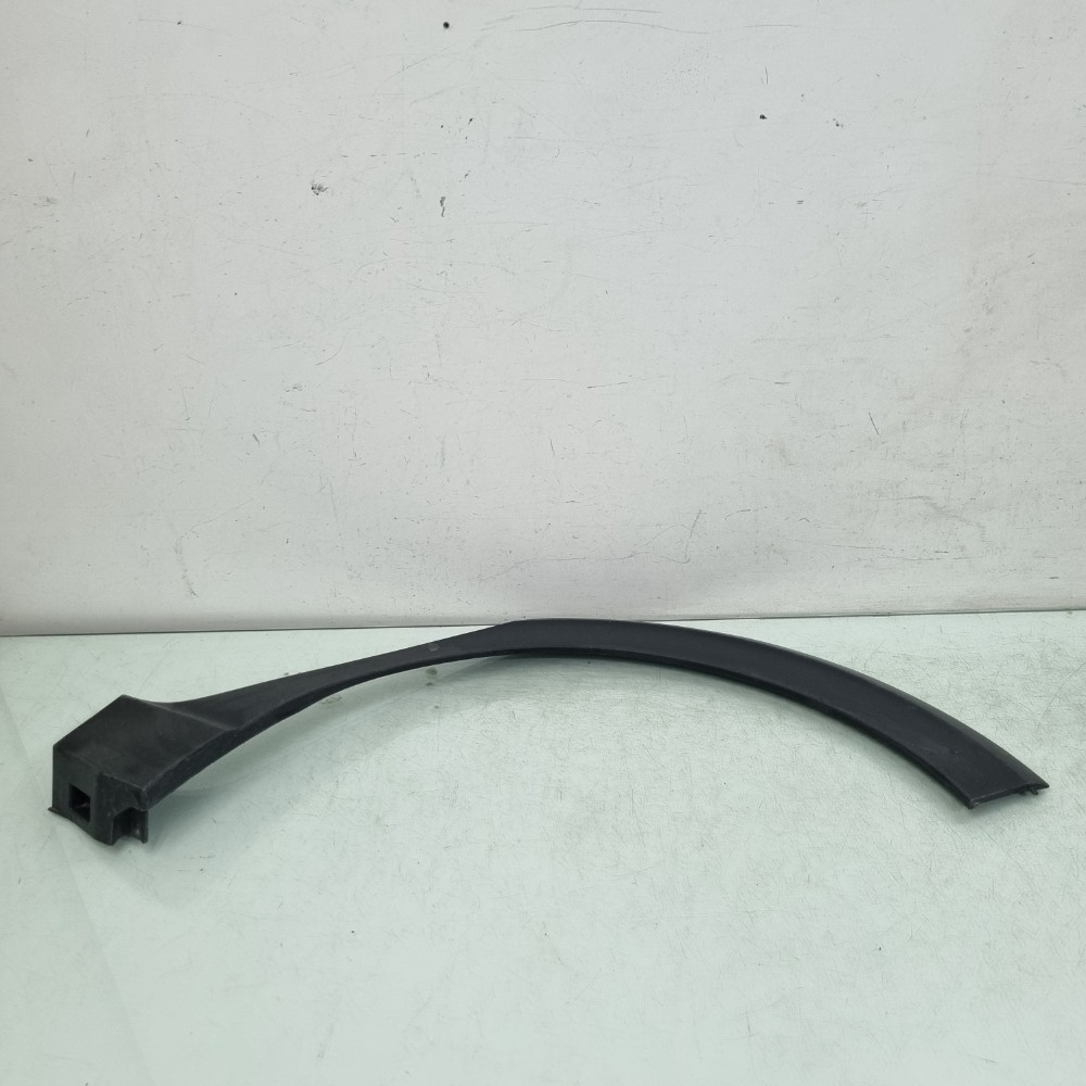 Spoiler Tras. Esq. Volkswagen Nivus Modelos 2020/2021
