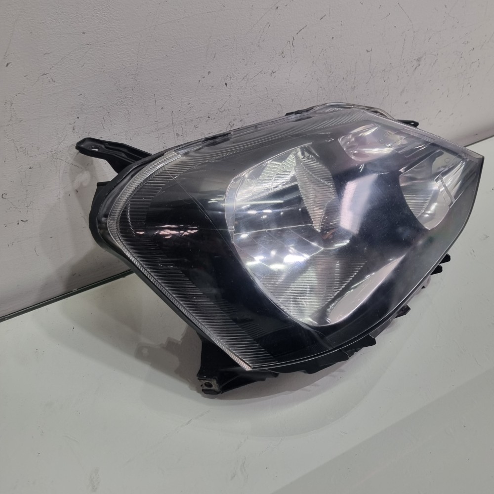 Farol Dianteiro Direito Mascara Negra Toyota Etios 2017/2020 Direito/passageiro 3