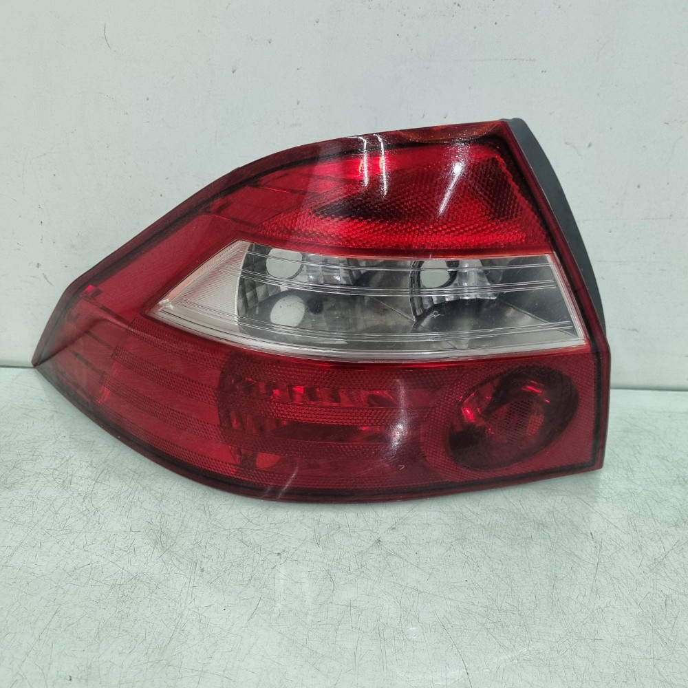 Lanterna Lado Esquerdo Chevrolet Prisma 2009 À 2012 1