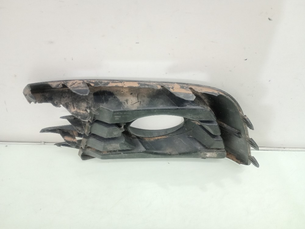 Moldura Direita Farol De Milha Volkswagen Gol G7 2016/2018 Preto Direito 4