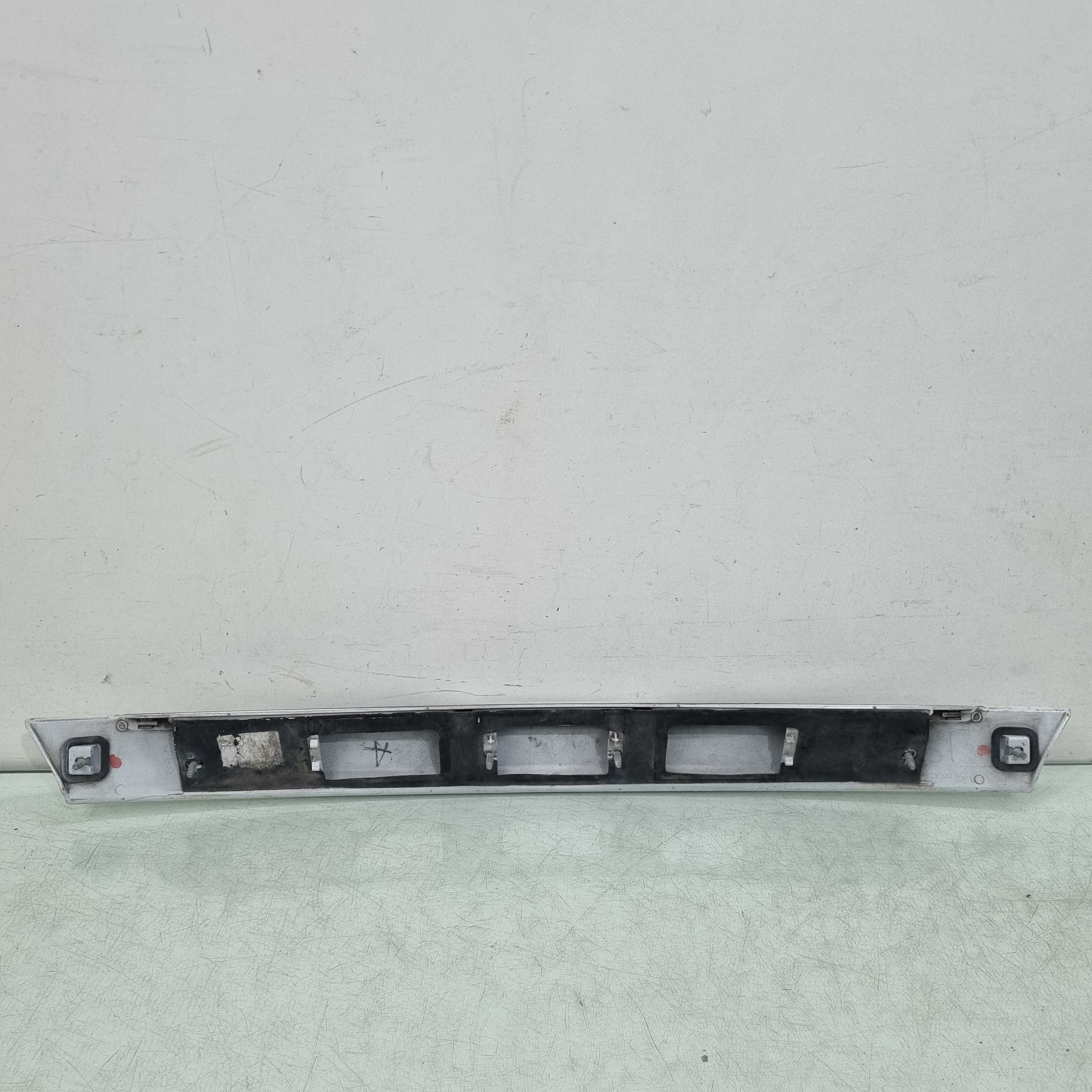 Moldura Tampa Traseira Fluence 2015/2019 Original Usada 4