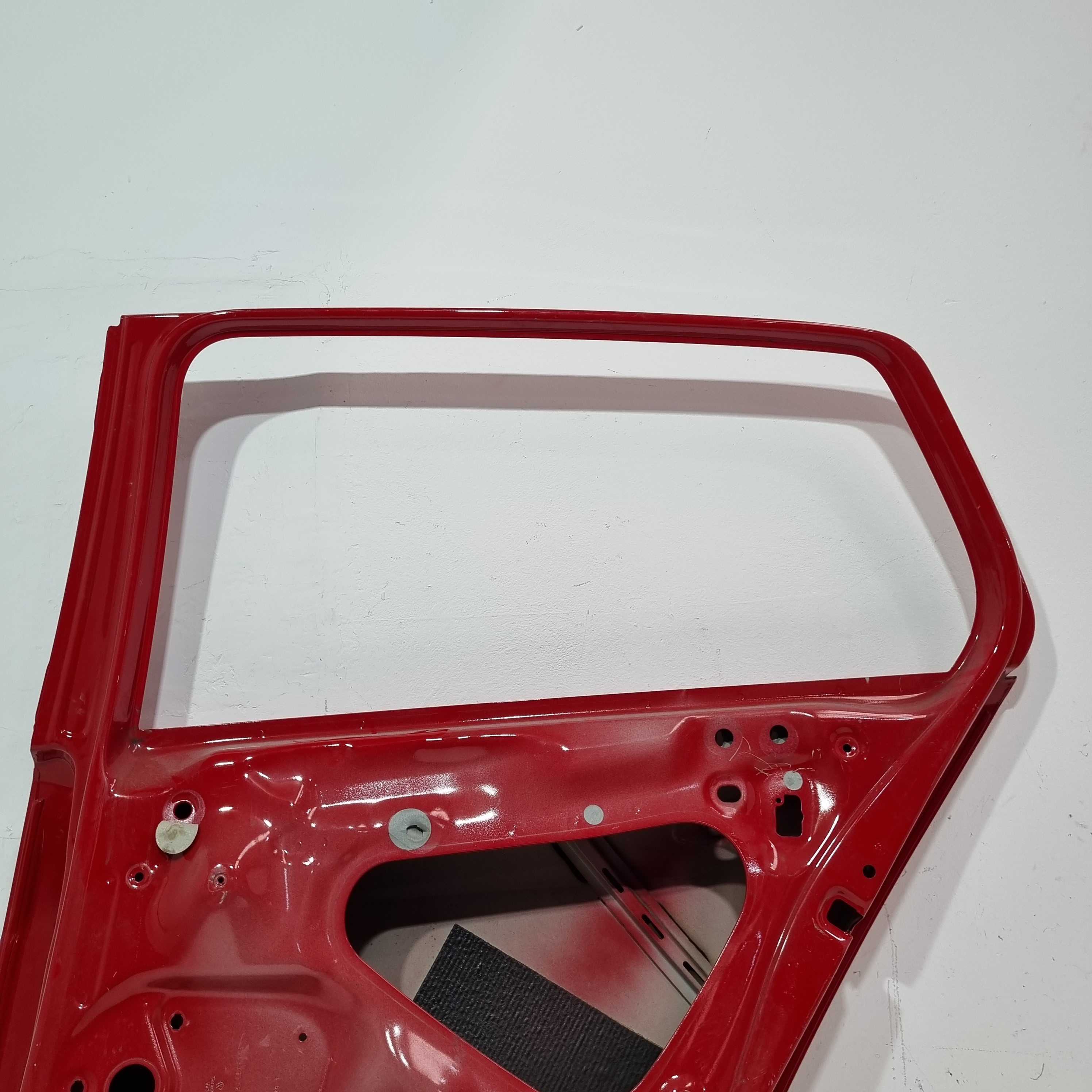 Porta Traseira Do Lado Direito Volkswagen Golf 2015/2018 Traseira Esquerdo Vermelho 6