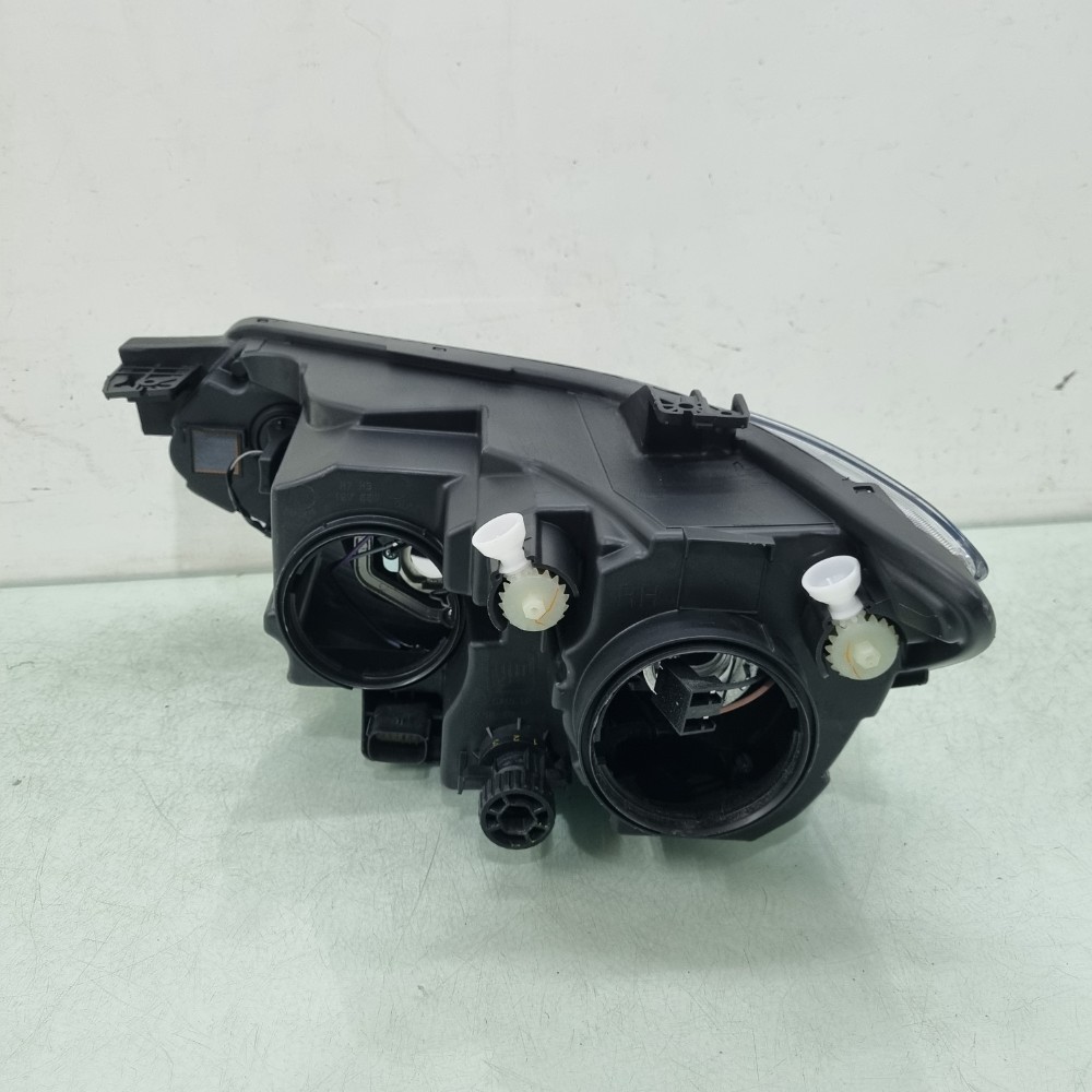 Farol Direito Chevrolet Tracker 2020 A 2024 Recuperado Origi 7