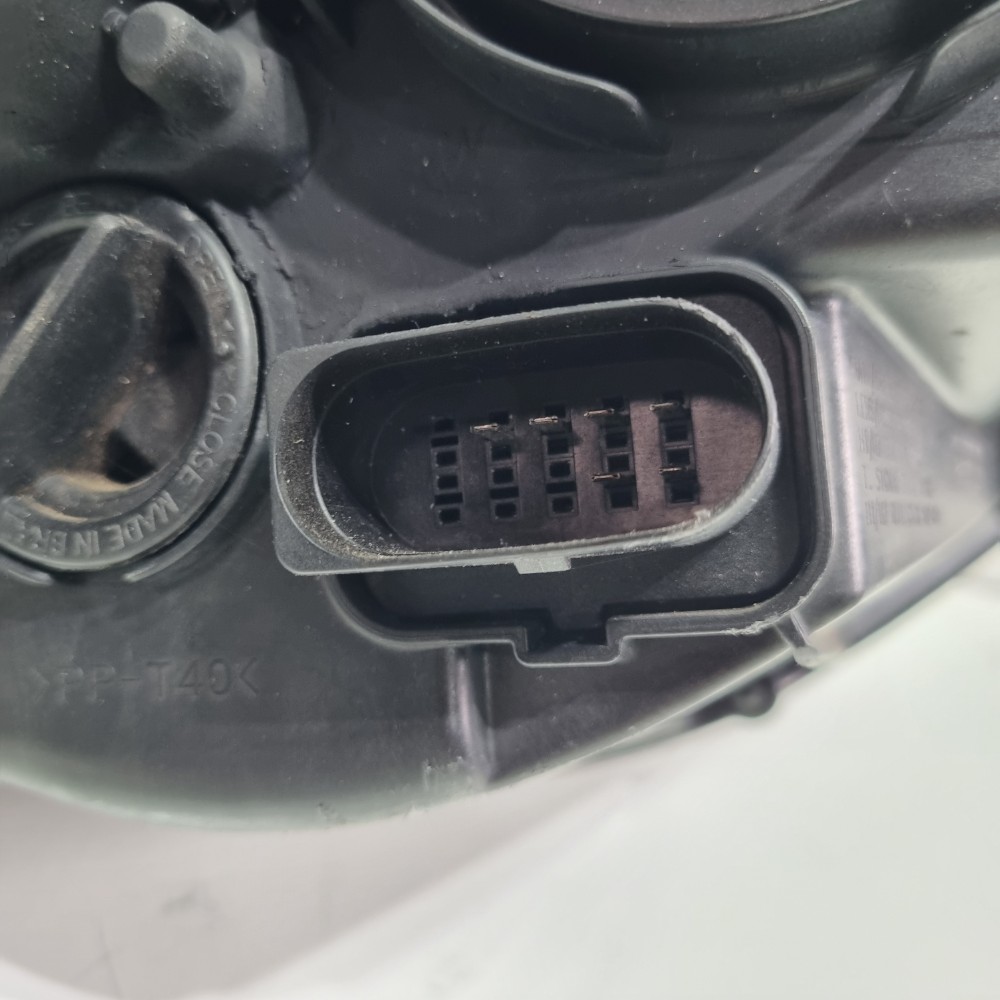 Farol Esquerdo Mascara Negra Volkswgen Crossfox 2015/2021 Esquerdo/motorista 6