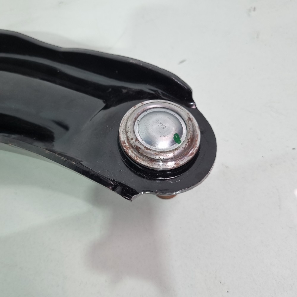 Bandeja Dianteira Esquerda Nissan Sentra 2013/2016 Usado 2