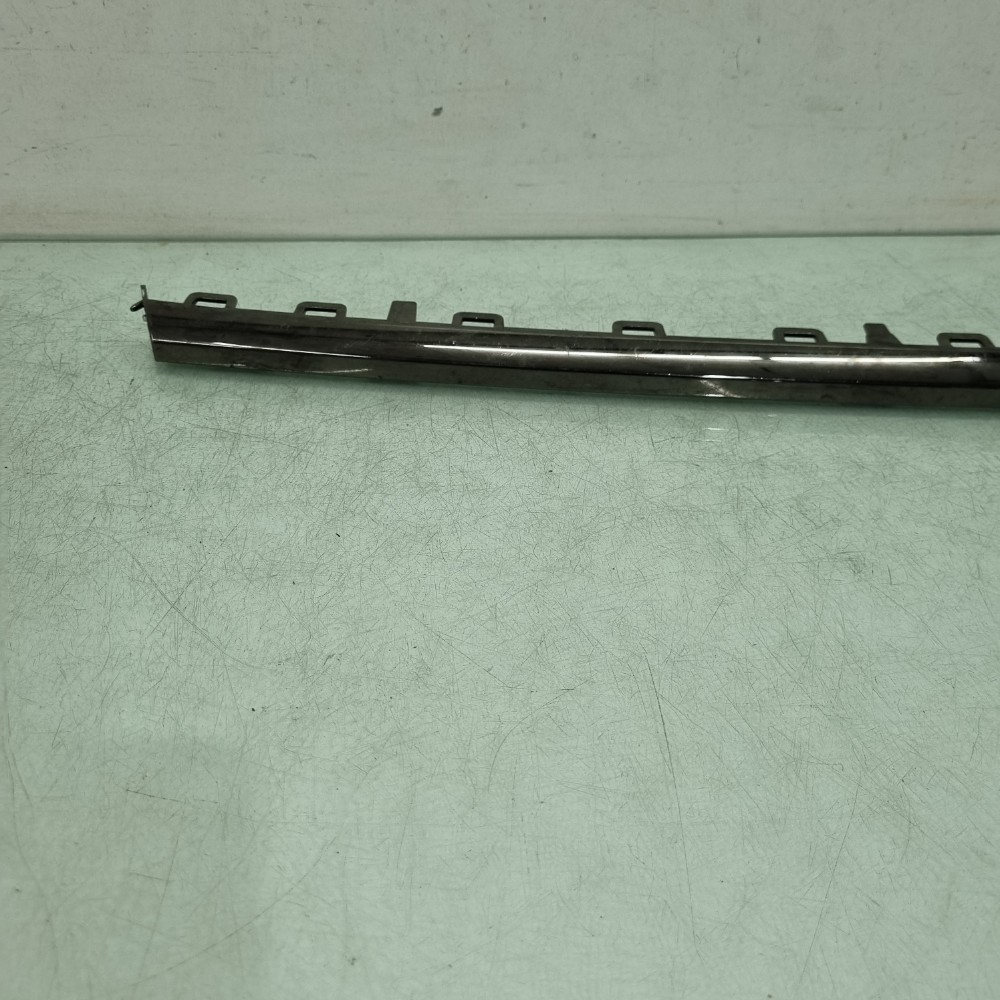 Friso Inferior Parachoque Dianteiro Fiat Fastback 2022/2025 2
