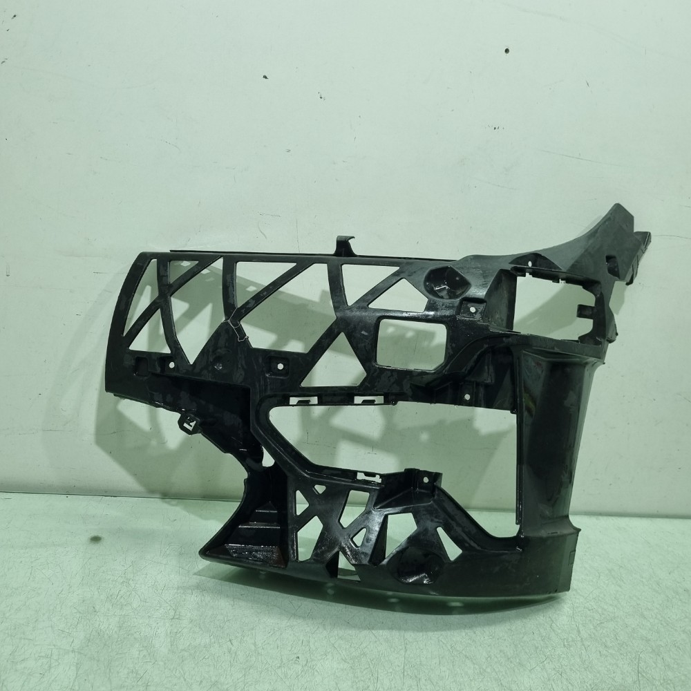 Guia Esquerda Do Parachoque Dianteiro Bmw G20 2019/2022 1