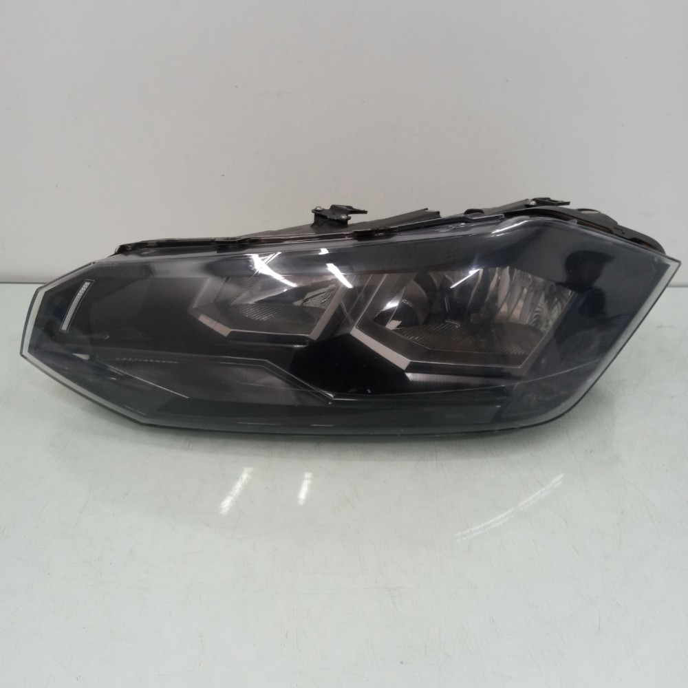 Farol Lado Esquerdo Volkswagen Polo 2017 À 2021