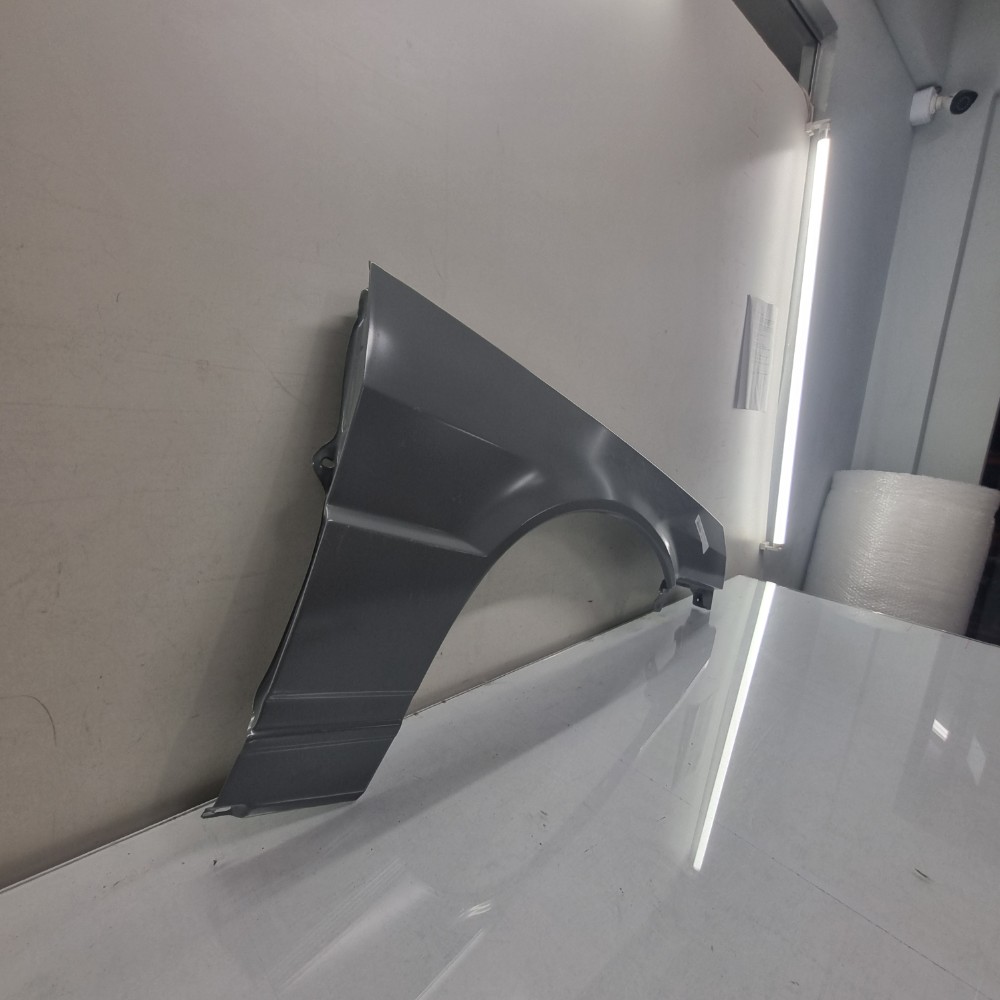 Paralama Dianteiro Do Lado Direito Fiat Uno Mille 2004/2013 2