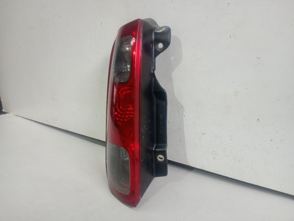 Lanterna Esquerda Fiat Uno Vivace 2010/2015 Recuperada 3