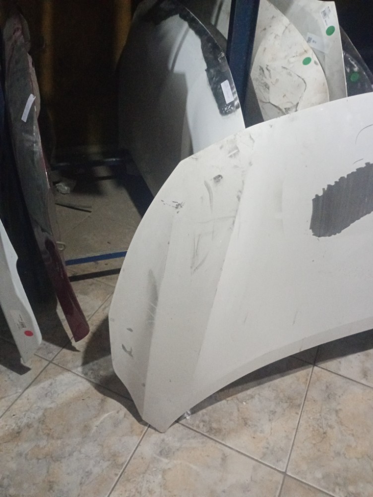 Capô Nissan Versa 2020 / 2024 Original Recuperado. 4