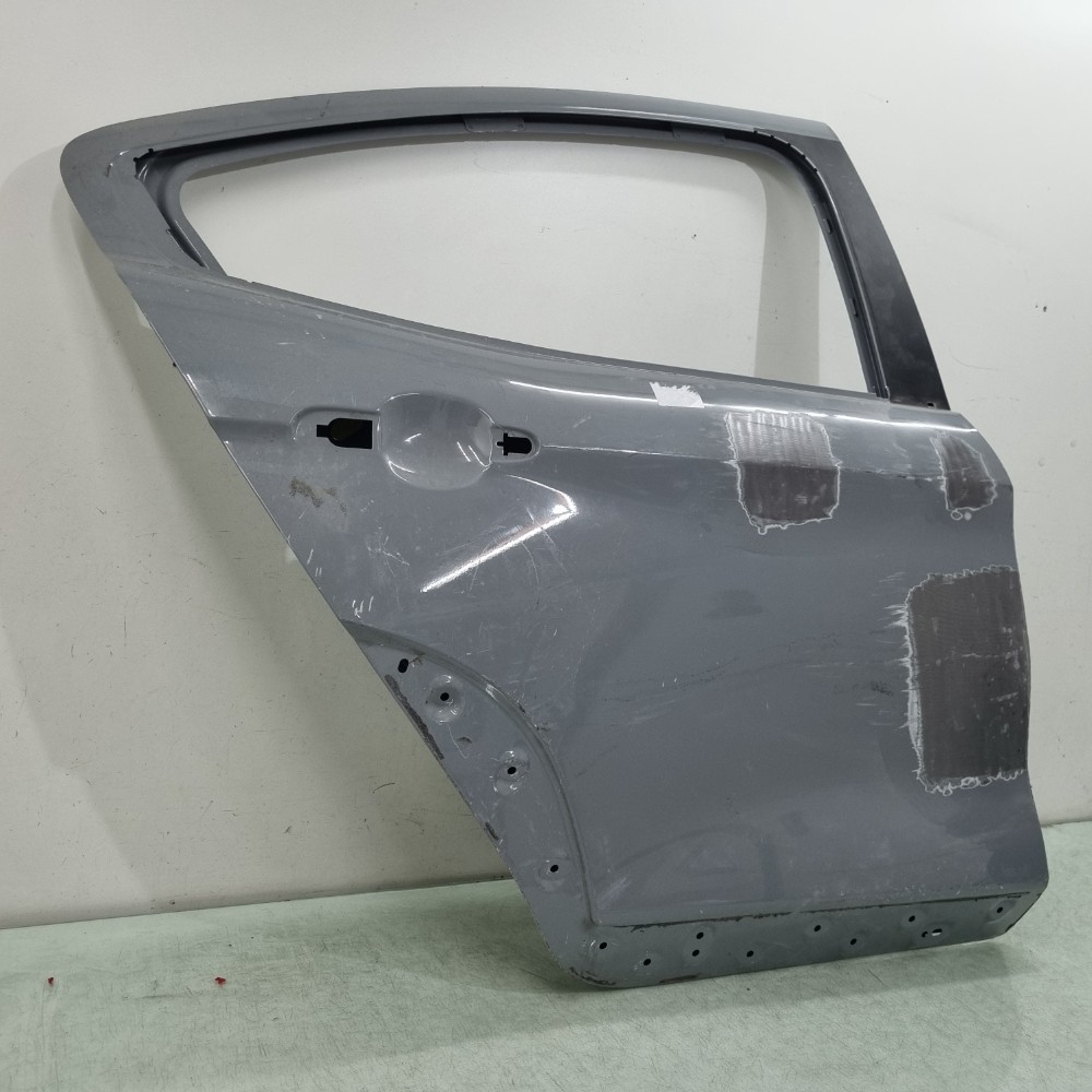 Porta Traseira Direita Fiat Fastback 2022 / 2025 Recuperada. 3