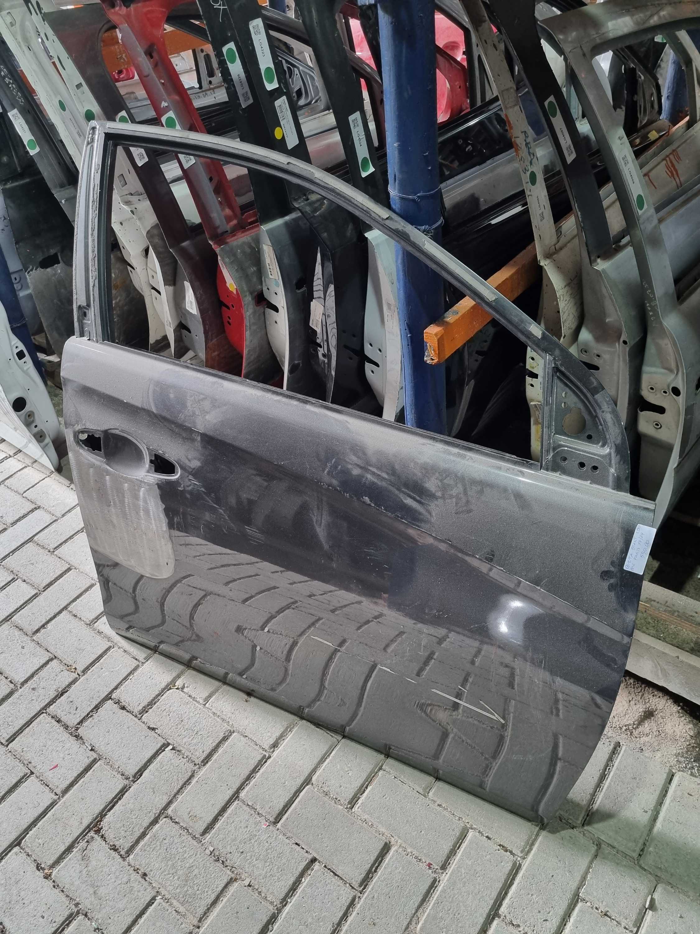 Porta Dianteira Direita Yaris 2017/2024 Recuperada Original Direito 1