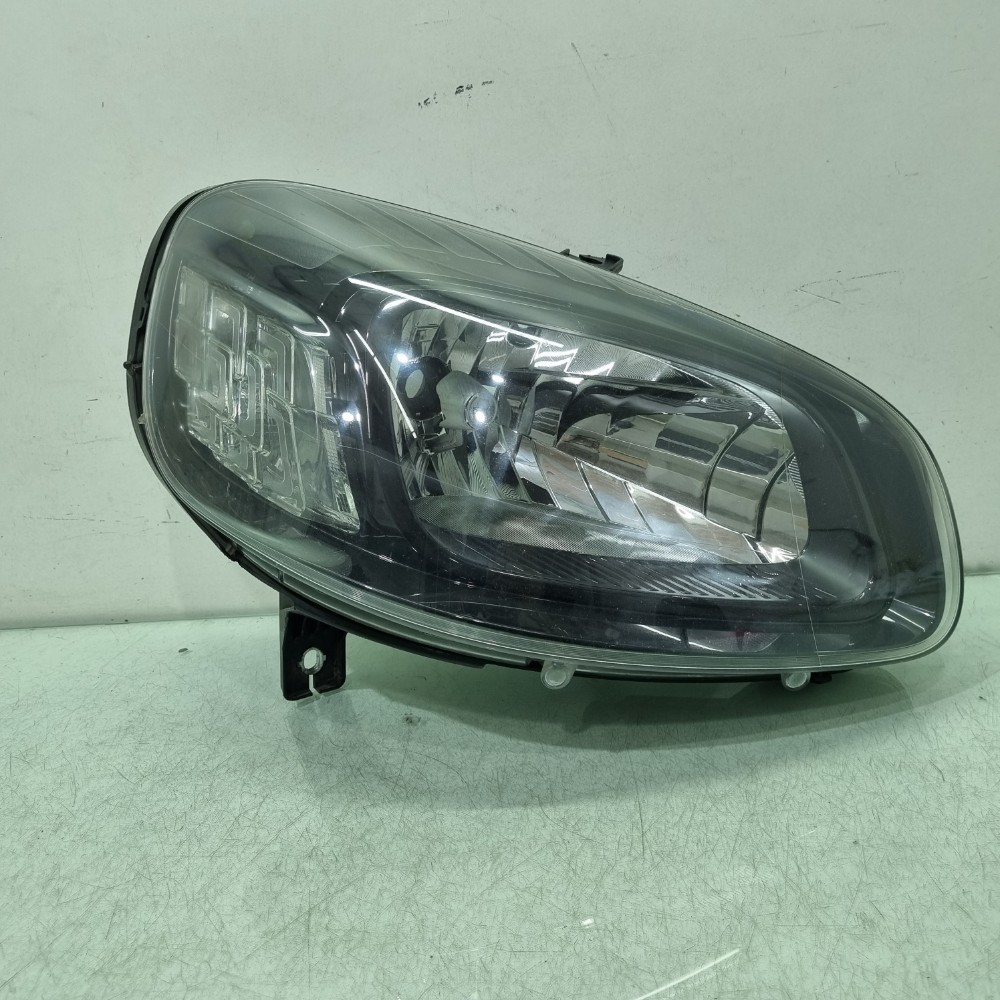 Farol Máscara Negra Direito Fiat Uno Drive Modelos 2016/2022 Direito/passageiro 1