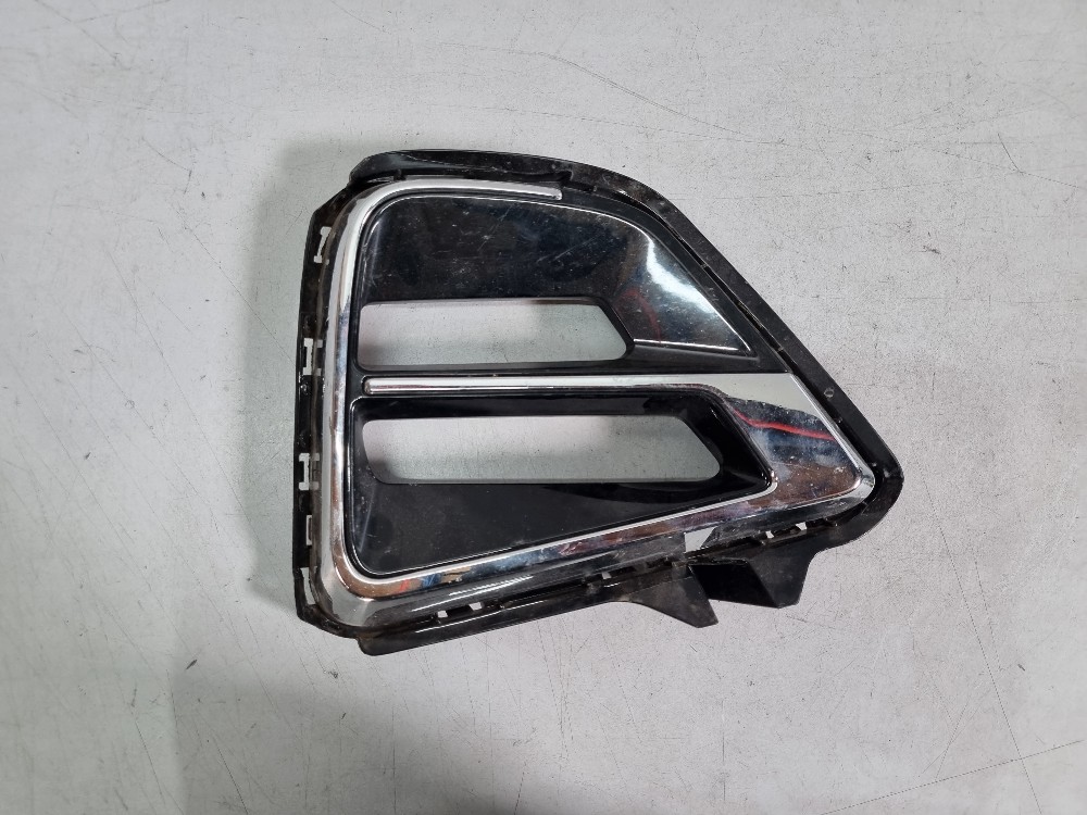 Moldura Farol De Milha Dir. Chery Tiggo 5x 2022/2024 Usado Direito 1