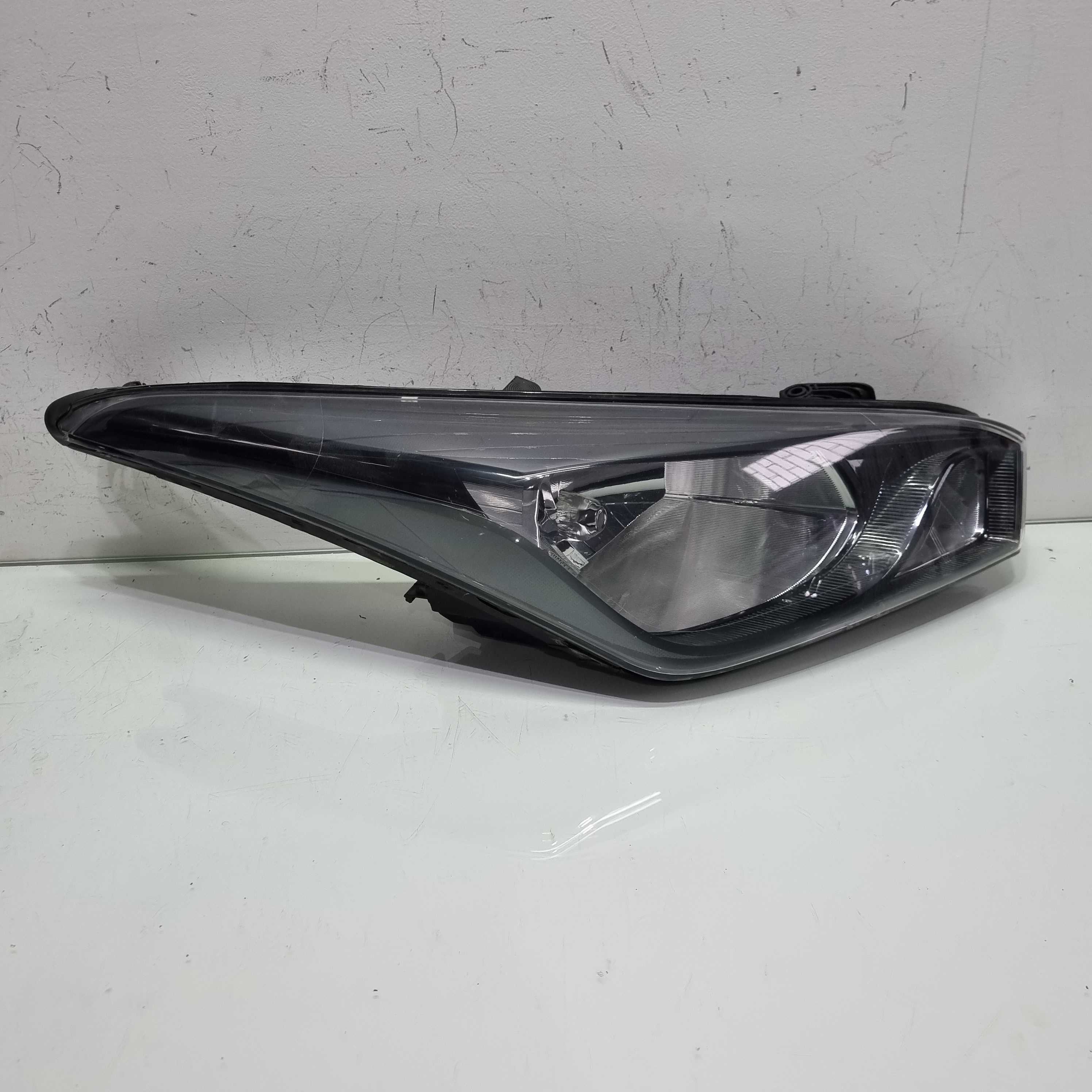 Farol lado direito mascara negra Hyundai HB20 2013/2018 4