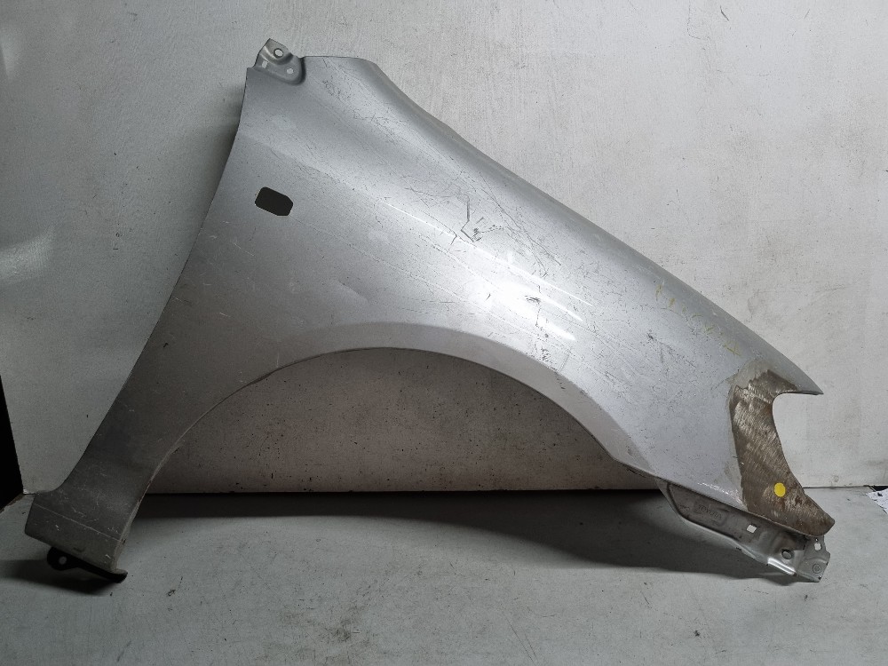 Paralama Do Lado Direito Toyota Corolla Modelo 2003/2008 1