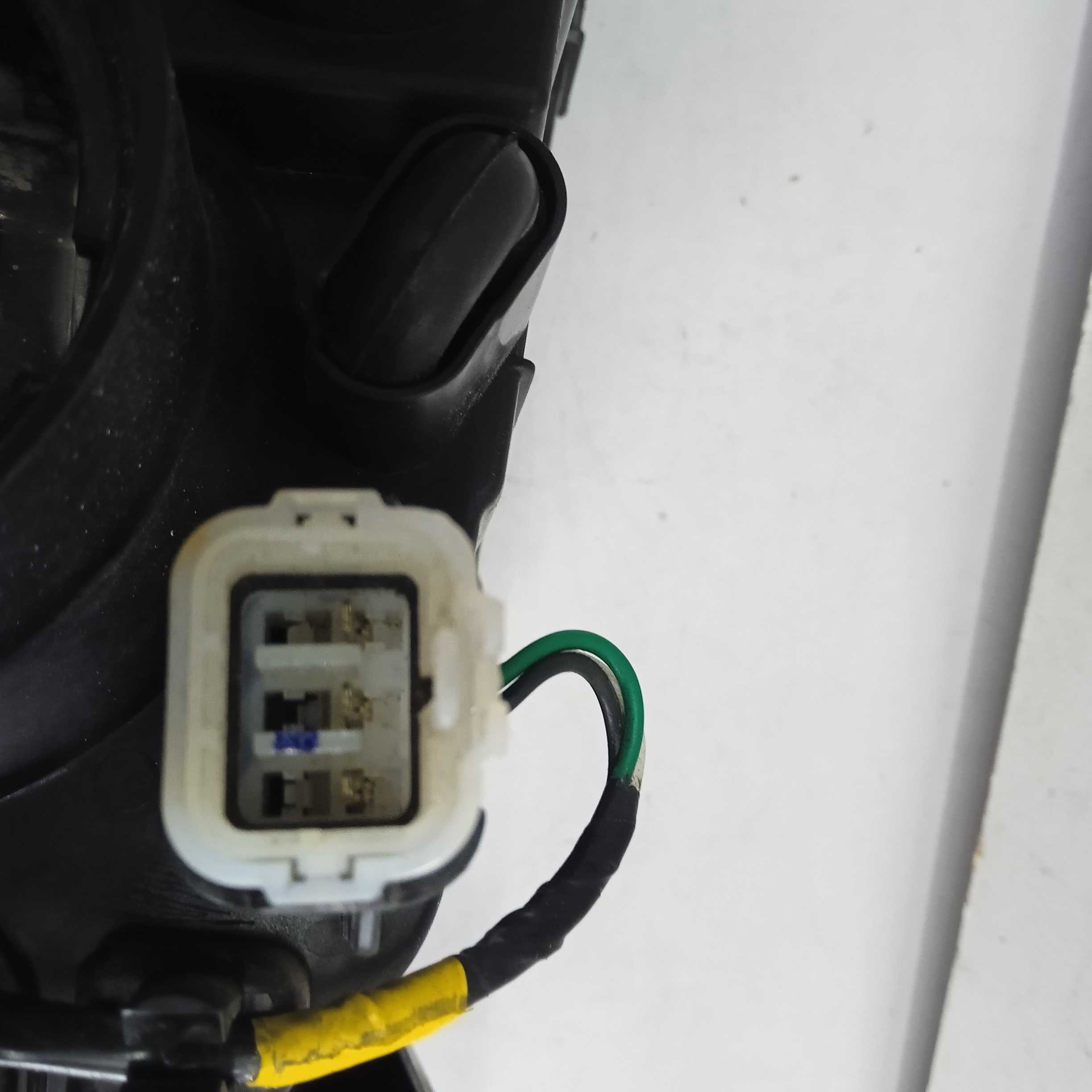 Farol Inferior Esquerdo Renault Kwid Ano 2022/2025 Recup 7