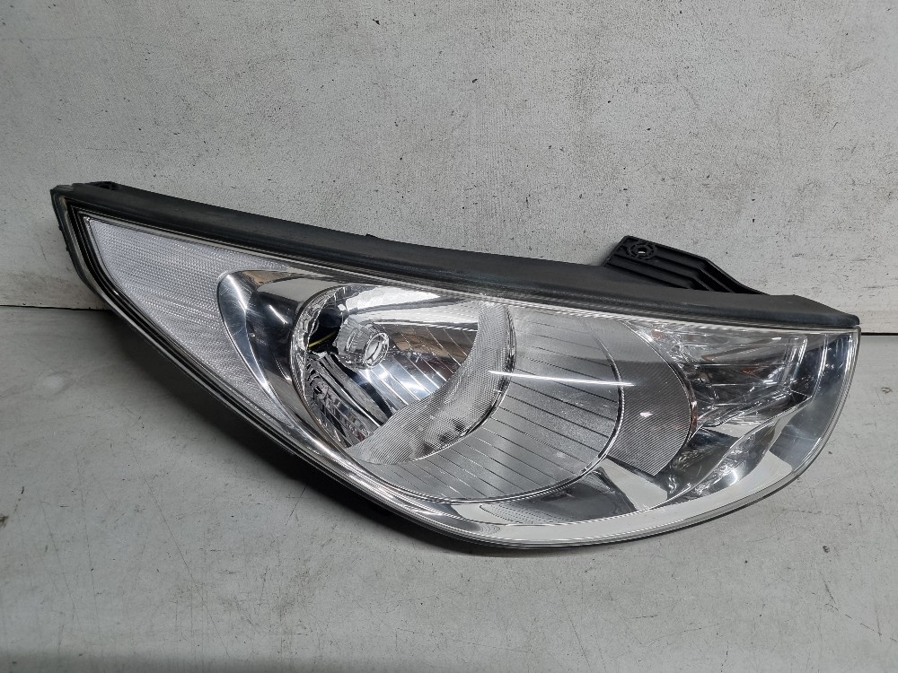 Farol Direito Hyundai Ix35 2009 2010 2011 2012 2013 14 2015 Direito/passageiro