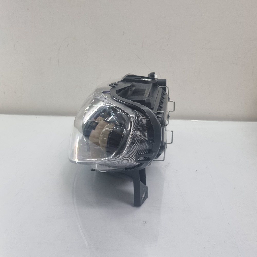 Farol Mascara Negra Do Lado Esquerdo Fiat Palio 2004/2007 Esquerdo/motorista 4