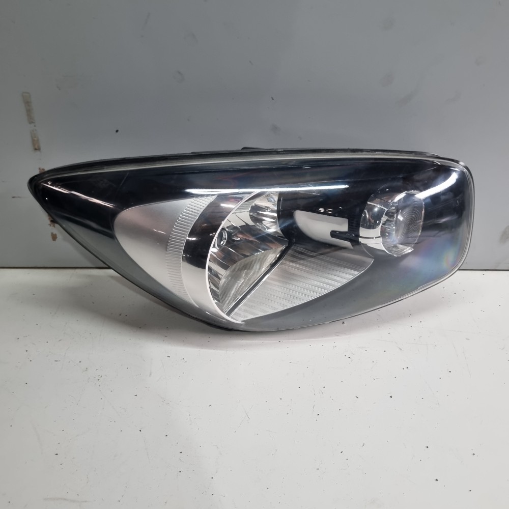 Farol Direito Kia Picanto 2011/2014 Recuperado