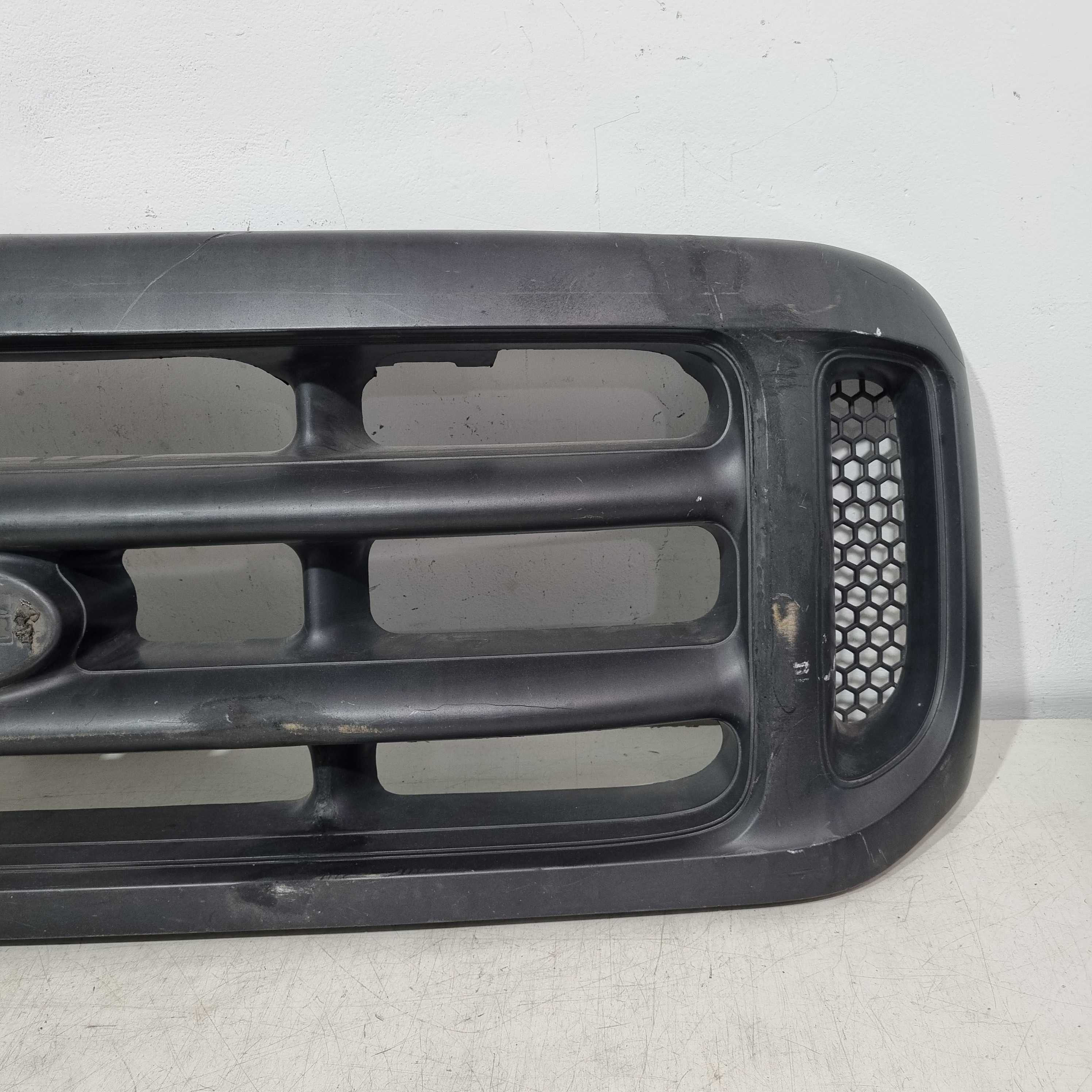 Grade Superior Ford F-250 Modelos 1999/2011 2
