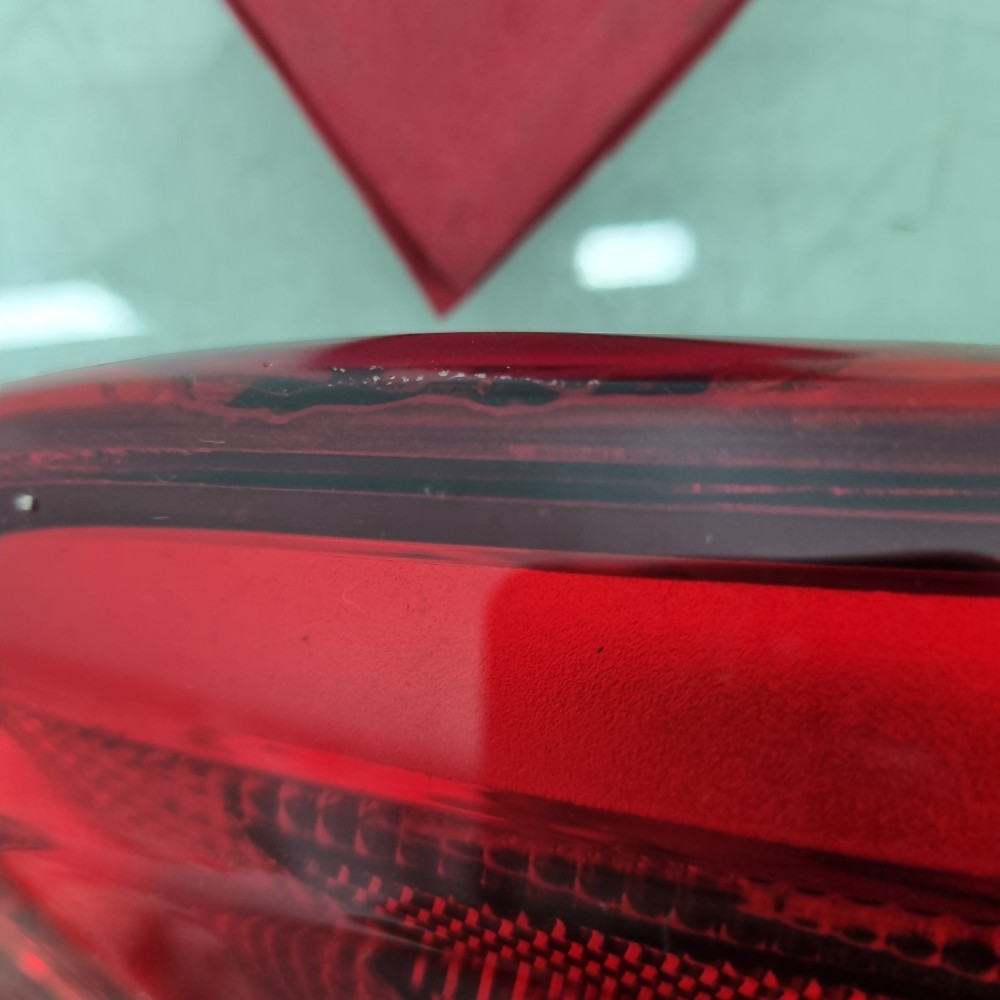 Lanterna Direita Da Tampa Traseira Chevrolet Spin 2017/2020 Direito/passageiro 2