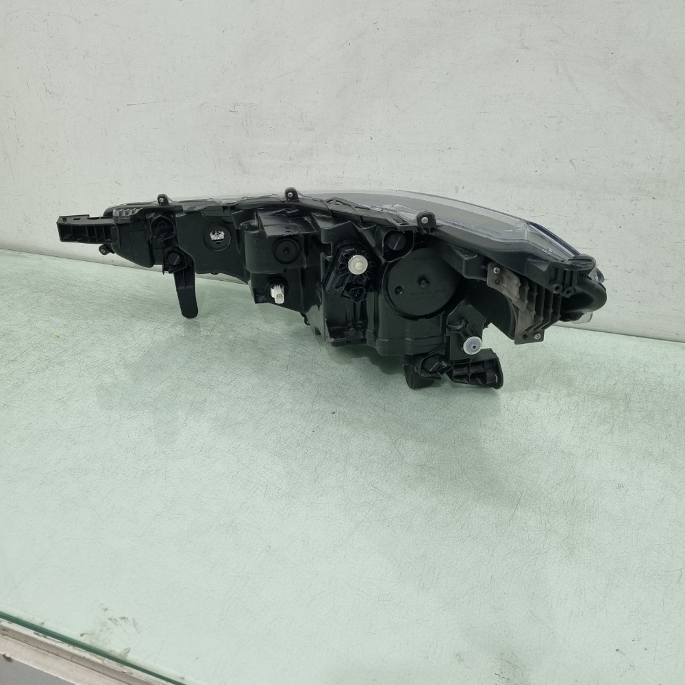 Farol Direito Toyota Corolla Cross Modelos 2021/2024 Direito/passageiro