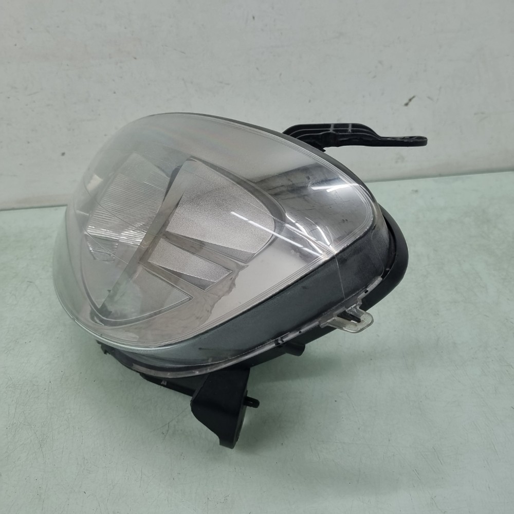 Farol Esquerdo Fumê Chevrolet Celat Modelos 2010/2013 Esquerdo/motorista 2