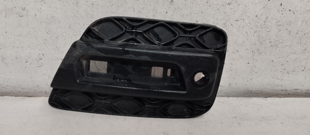 Moldura Parachoque Traseiro Esq. Sandero 2013/2018 Usado. 2