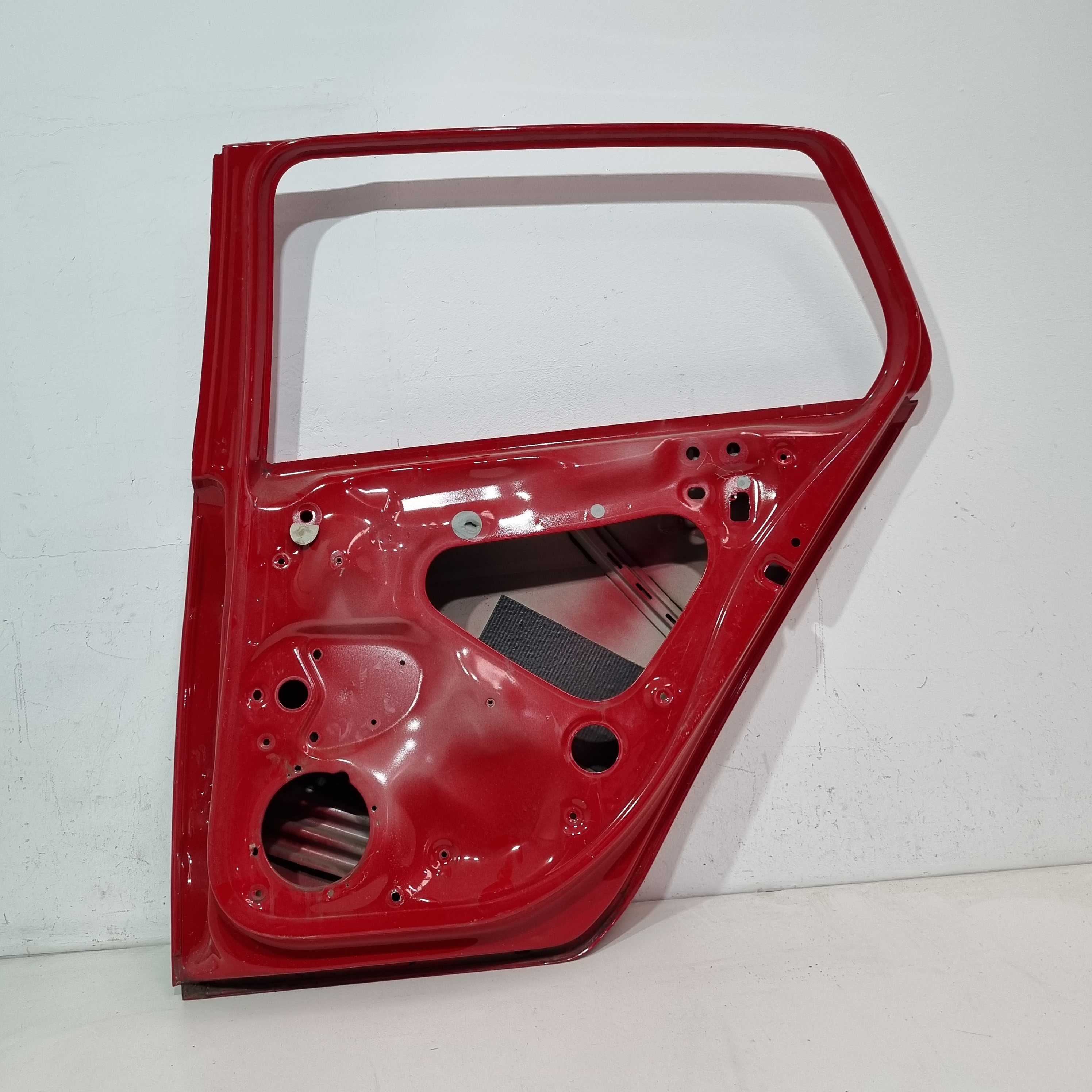 Porta Traseira Do Lado Direito Volkswagen Golf 2015/2018 Traseira Esquerdo Vermelho 4