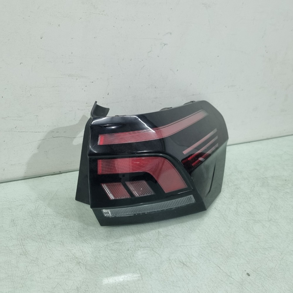 Lanterna Lado Direito Volkswagen Nivus  2019/2023 Recuperado 2