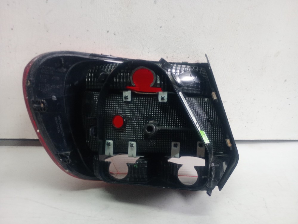 Lanterna Do Lado Direito Volkswagen Gol G4 Modelos 2013/2016 Direito/passageiro 5