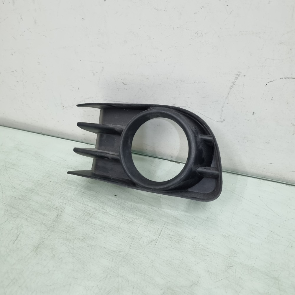 Moldura Do Farol De Milha . Renault Megane 2006/2011 Recon 2