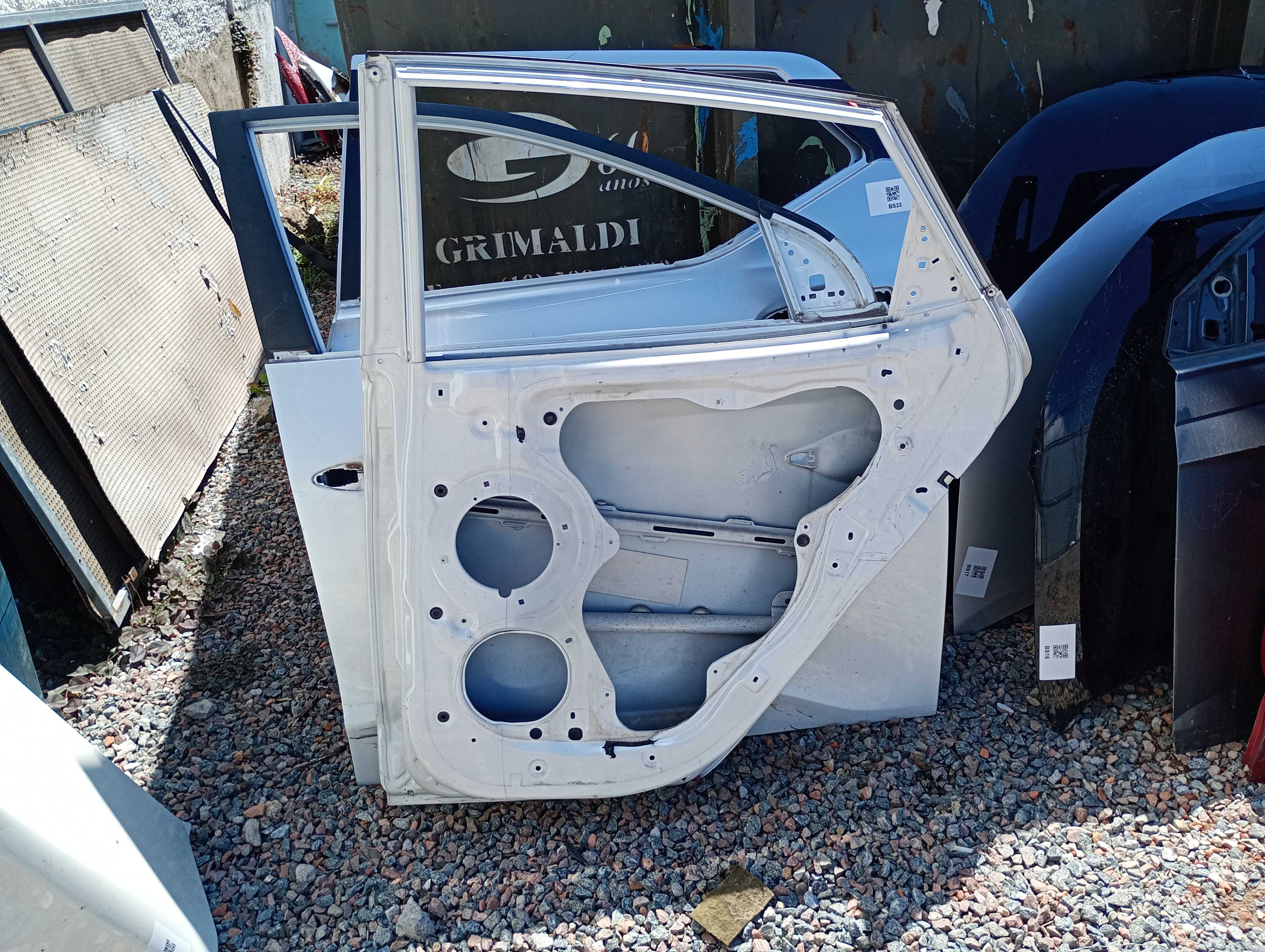 Porta Traseira Direita Hyundai Ix35 2016/2019 Recuperada Direito 2